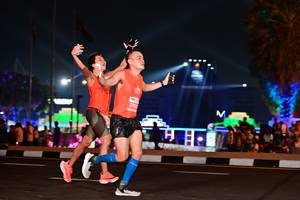 BIB: 2165
                            <button type="button" onclick="openModal(15059389)" class="btn btn-primary btn-sm float-right btn-popup" data-toggle="modal" data-target=".modal-high-quality">
                        <i class="fas fa-shopping-cart"></i> Add to Cart
                    </button>
                                            <button type="button" onclick="isThisMe(15059389, true)" class="btn btn-success btn-sm float-right btn-popup btn-isme hidden" data-toggle="tooltip" data-placement="bottom" title="นี่คือรูปของคุณใช่ไหม คลิกที่นี่เพื่อเอาเข้าอัลบั้ม">
                        <i class="fas fa-plus"></i> Add to album
                    </button>
                    <button type="button" onclick="isThisMe(15059389, false)" class="btn btn-warning btn-sm float-right btn-popup btn-isnotme hidden">
                        <i class="fas fa-ban"></i> Remove from album
                    </button>